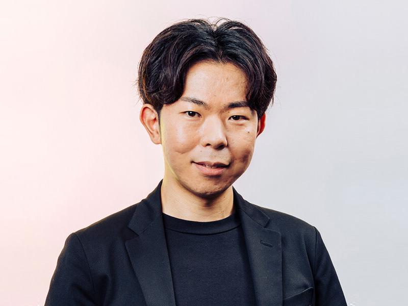 室谷 良平