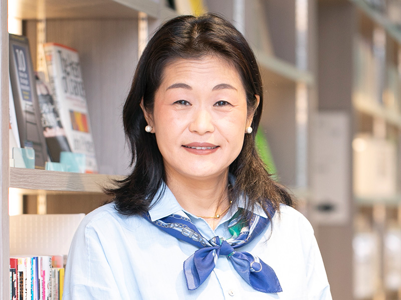 君島 朋子