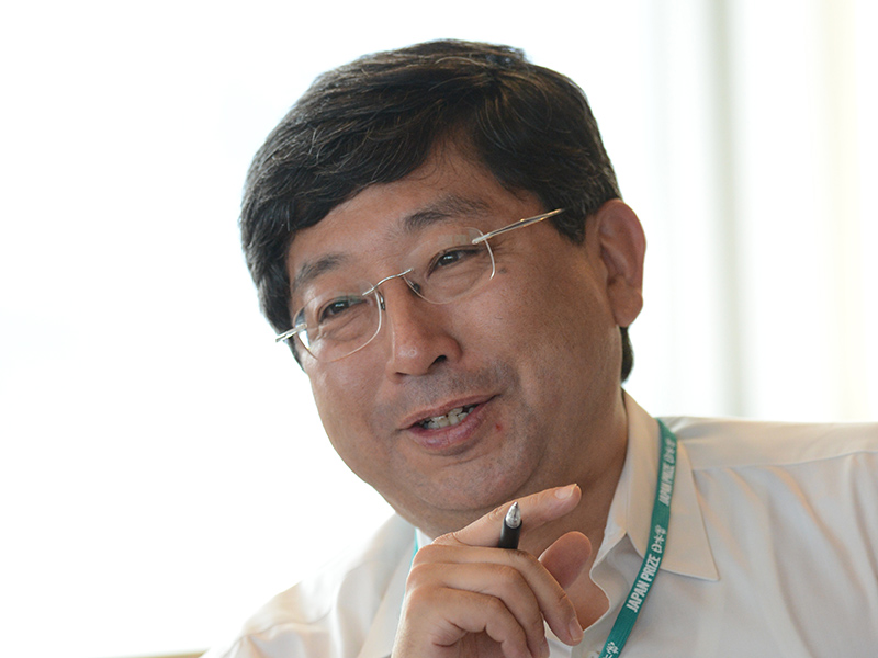 安藤 寿康