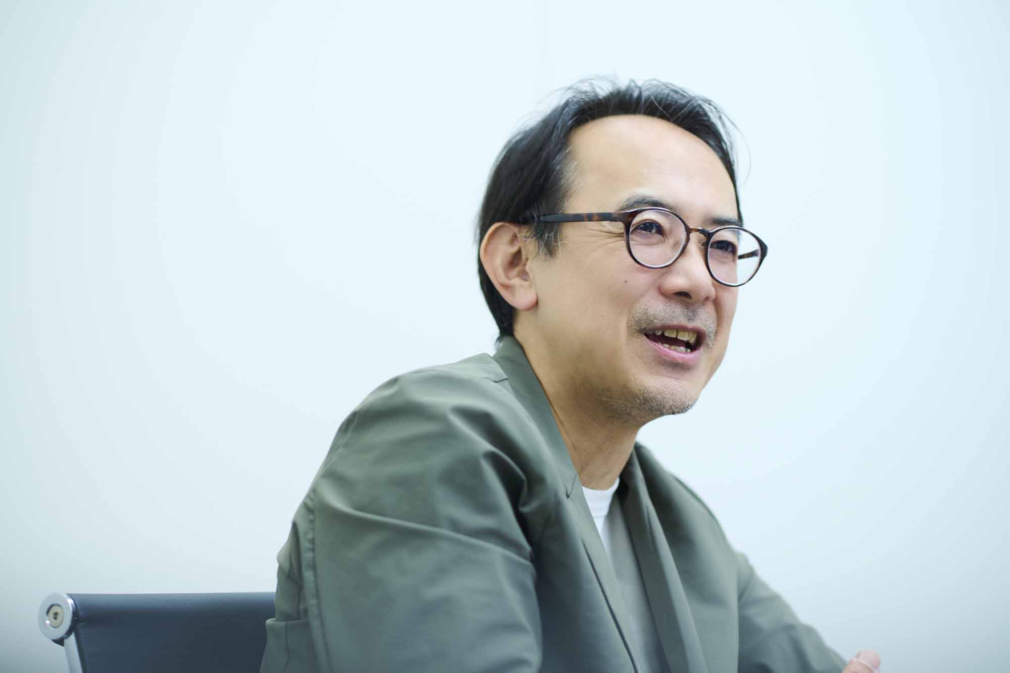 漫画やアニメのキャラクターを推すのと、実在の人物を推すのとでは流儀が違うという