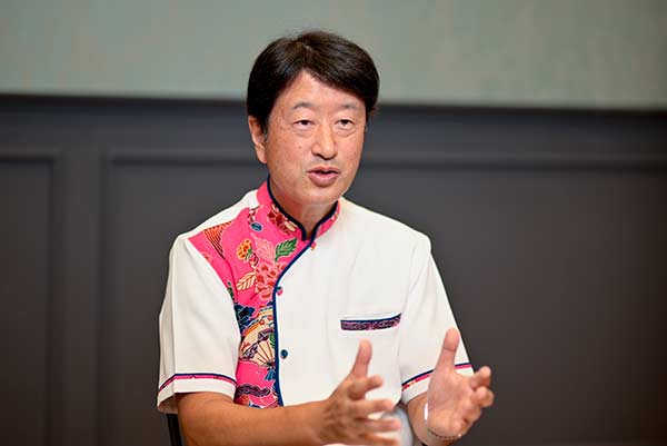 オリオンビールの村野一社長（写真＝河野 哲舟）