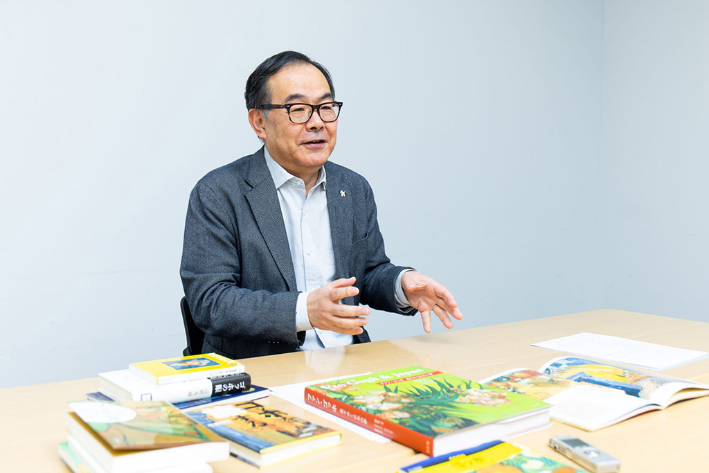 初心者から美術通まで楽しめる「ファン・ゴッホが分かる本」を解説する西洋美術史家・成安造形大学名誉教授の千速敏男さん