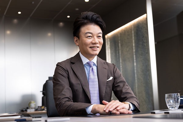弁護士ドットコム代表取締役社長兼CEO、元榮太一郎(写真=的野 弘路)