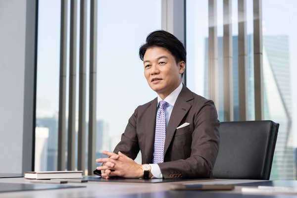 弁護士ドットコム代表取締役社長兼CEO、元榮太一郎(写真=的野 弘路)