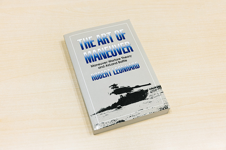 『THE ART OF MANEUVER』(Robert Leonhard著) 『THE ART OF MANEUVER』(Robert Leonhard著)