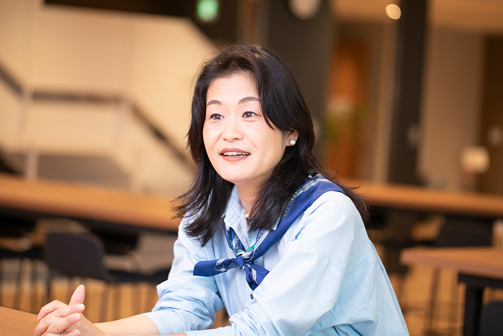 「『冒険の書』は、何をどう学べばいいのか分からない、という時代の流れにマッチしています」と話す君島さん