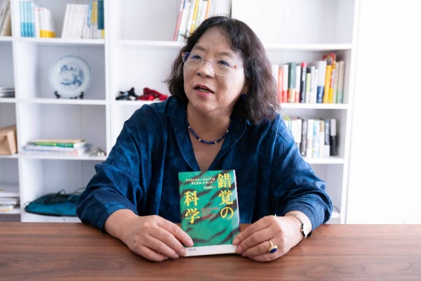 「一度見れば絶対に忘れないようなことでも、私たちは平気で見落としている」と今井さん。 「一度見れば絶対に忘れないようなことでも、私たちは平気で見落としている」と今井さん。