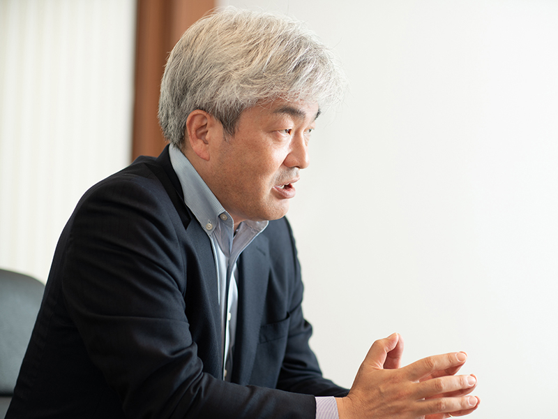 鈴木一人・東大教授「自由貿易に背を向け経済武器化に突き進む米国」