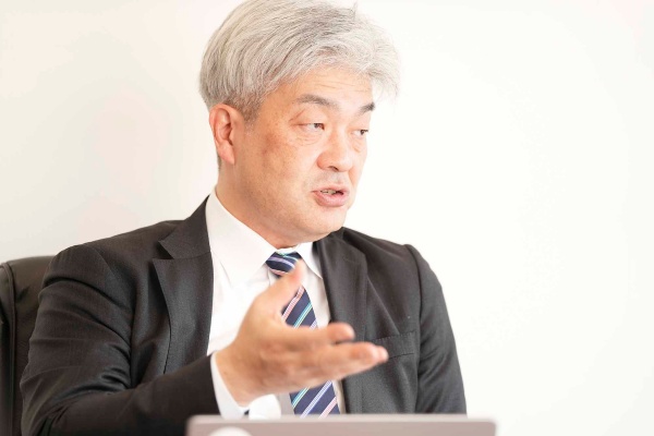 鈴木一人(すずき・かずと)氏