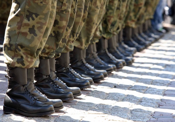 近現代の軍隊が行う戦闘は「組織的」だ(写真:Andrzej Fryda/stock.adobe.com)