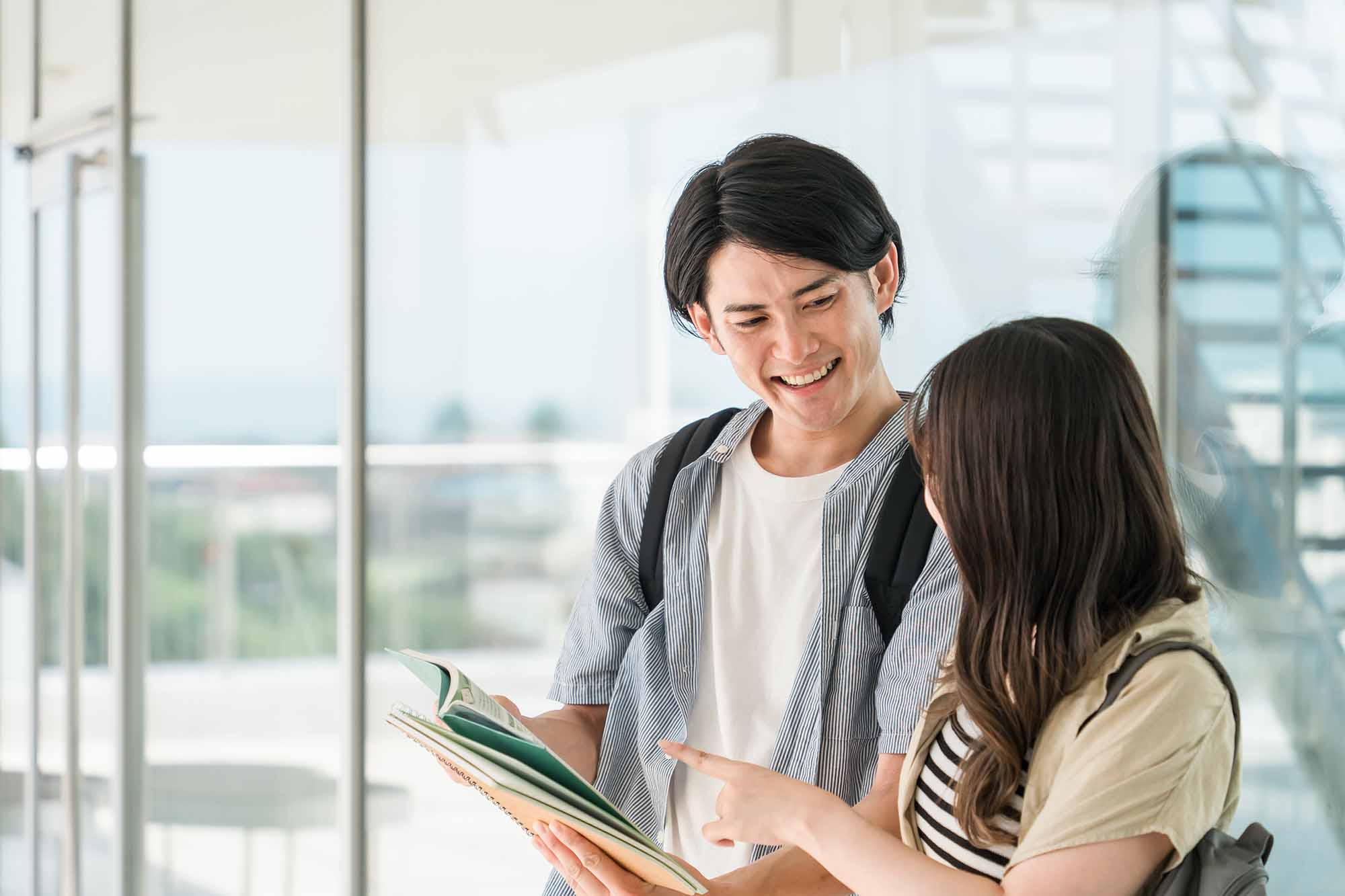 大学でキャンパスライフを過ごす人は年々上昇傾向（写真：buritora／stock.adobe.com）