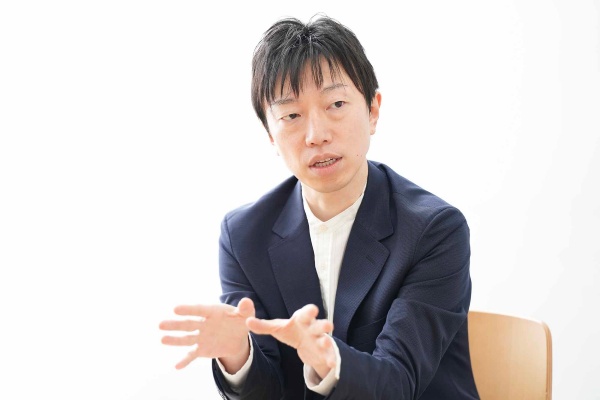 2020年以降、読書の科学的研究が進んだと語る猪原敬介さん。 2020年以降、読書の科学的研究が進んだと語る猪原敬介さん。