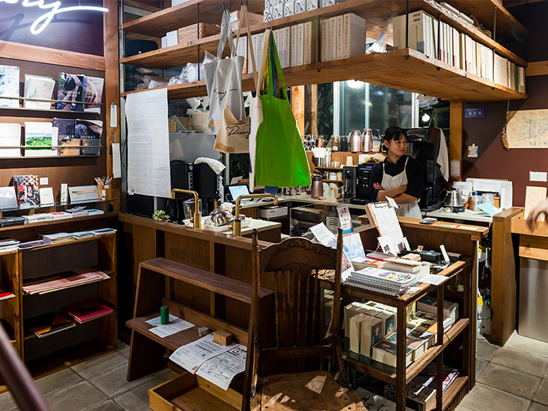 本屋さんは街の魅力を伝え創るメディアである