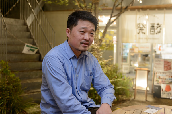 内沼晋太郎（うちぬま・しんたろう）
