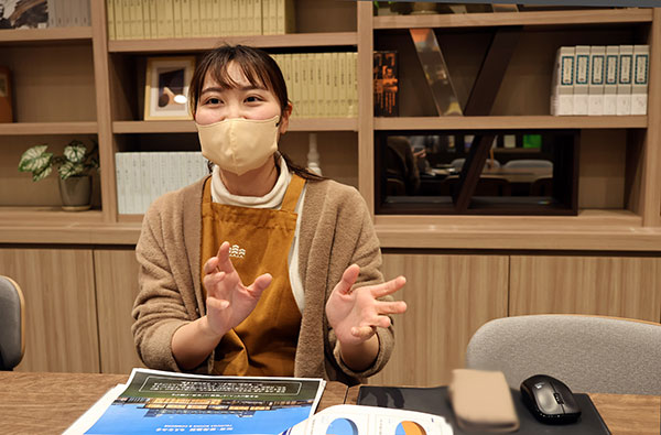 ちえなみき統括責任者 笹本早夕里さん。勤務に至ったユニークな経緯は前回参照