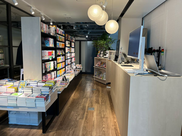 PubteXの本社には、書店を模したデモコーナーがある