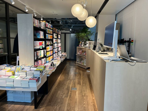 PubteXの本社には、書店を模したデモコーナーがある