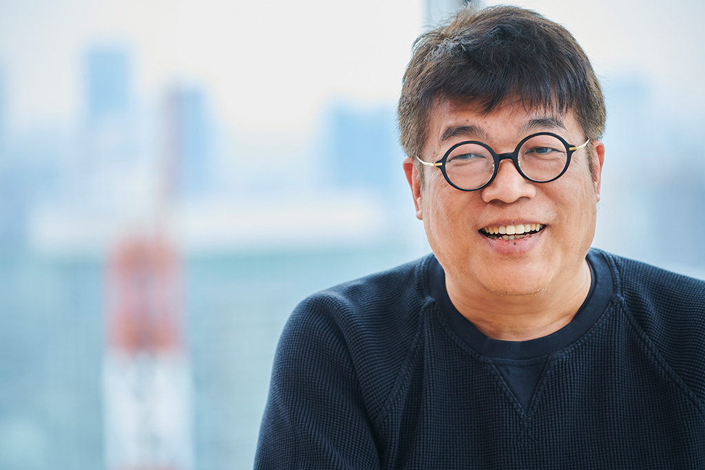 「縦を壊して水平にする――それが、投資のテーマですね」 「縦を壊して水平にする――それが、投資のテーマですね」