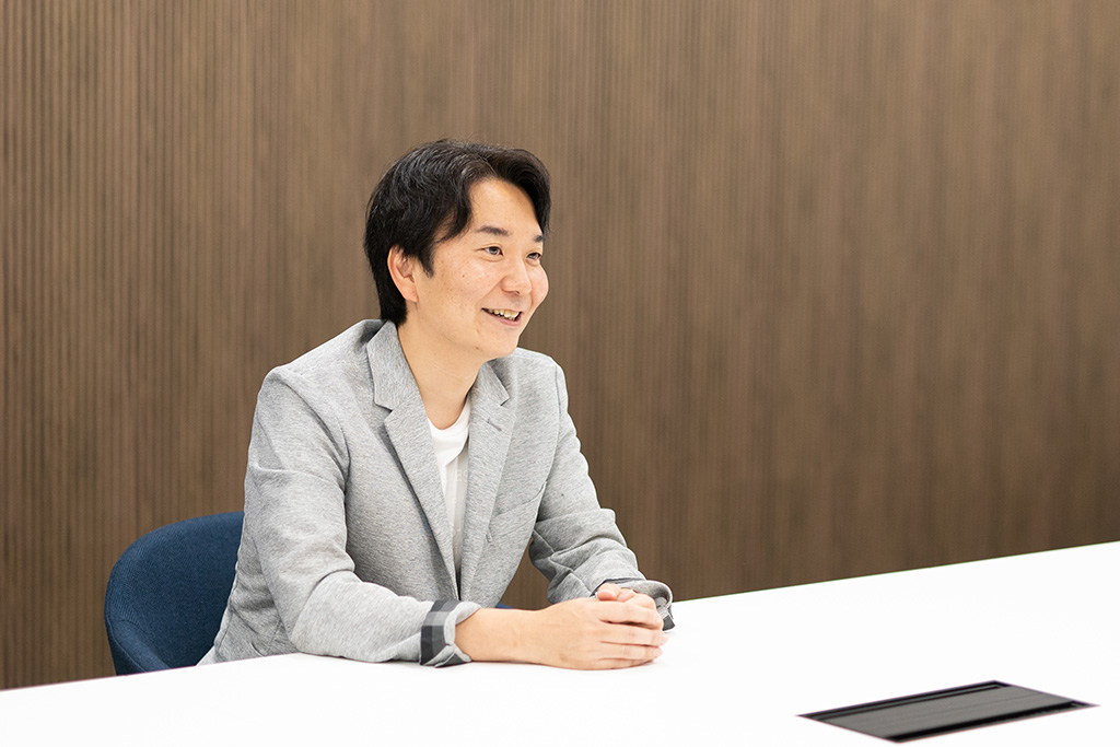 「『短い時間でなんでもすませるのが正義』とはいい切れない」と話すフライヤーの大賀さん(写真/フライヤー提供) 「『短い時間でなんでもすませるのが正義』とはいい切れない」と話すフライヤーの大賀さん(写真/フライヤー提供)