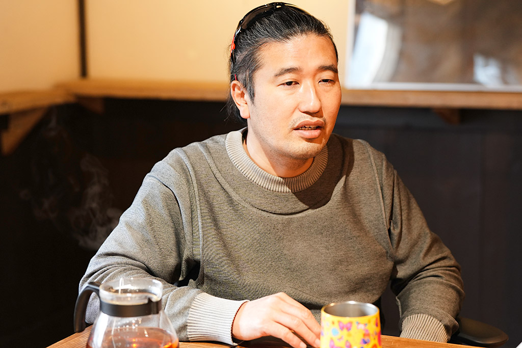 「先鋭的な研究をしている科学者がやっていることが間違っていることもあります」と舩橋さん