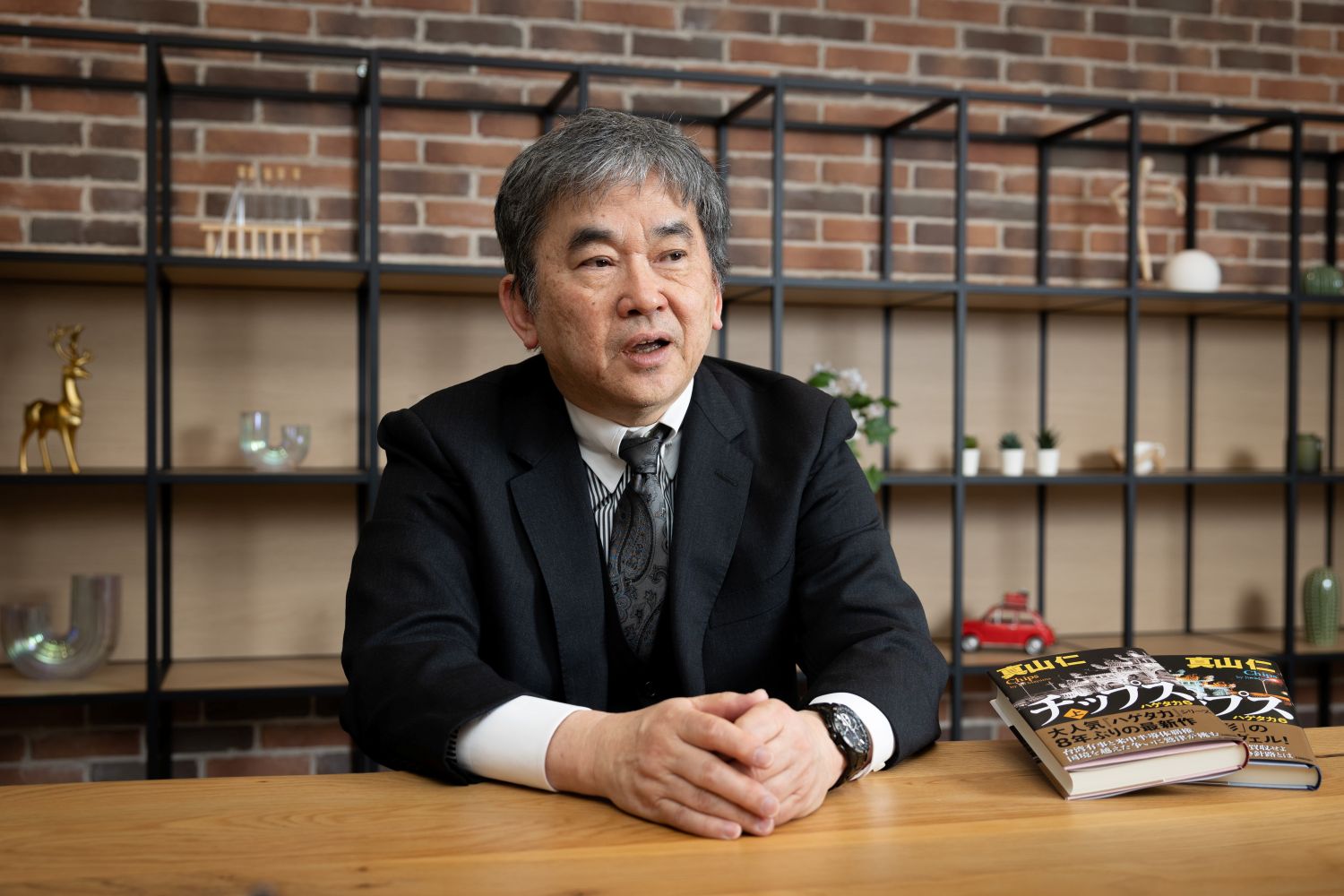真山仁 ハゲタカの原点にある作家・山崎豊子との出会い | 日経BOOKプラス