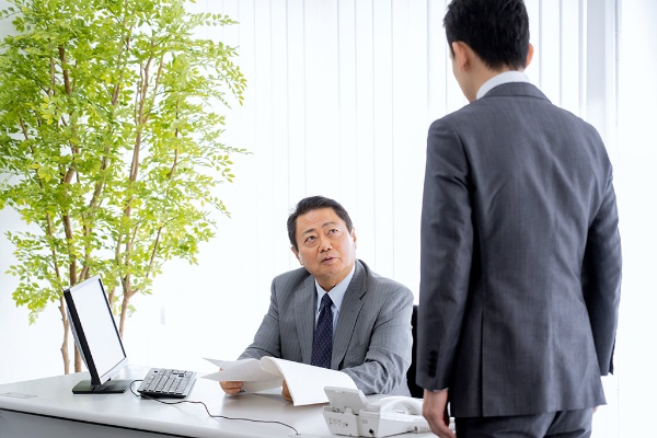 上司には「嫌われる覚悟」を持つべき局面もある(写真:ponta1414/stock.adobe.com) 上司には「嫌われる覚悟」を持つべき局面もある(写真:ponta1414/stock.adobe.com)