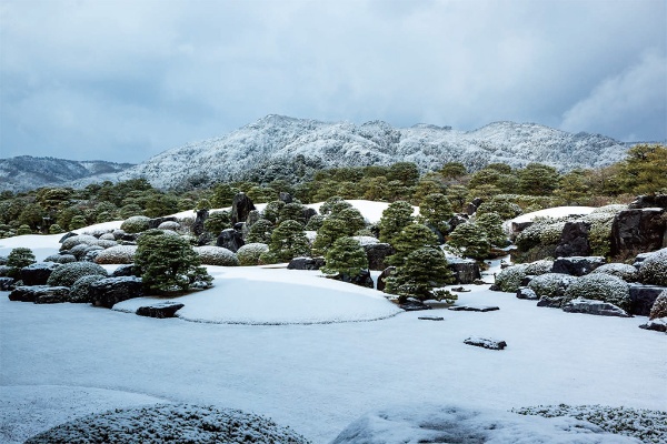 枯山水庭の冬景色