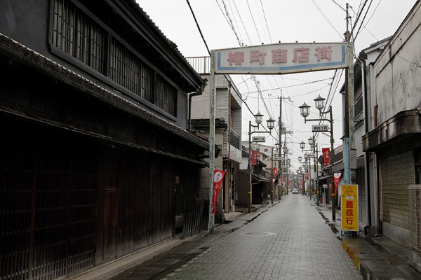 大和郡山は日本有数の金魚の生産地。「とほん」がある柳町商店街の愛称は「金魚ストリート」