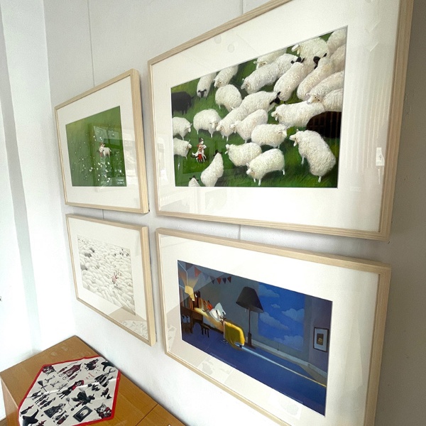 牧野千穂「おやすみまくら」原画展(2024年2月6日~24日)(写真:山陽堂書店提供) 牧野千穂「おやすみまくら」原画展(2024年2月6日~24日)(写真:山陽堂書店提供)