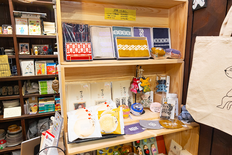 東京・大岡山 青熊書店 青森＋熊本 異なる文化が混じり合う面白さ