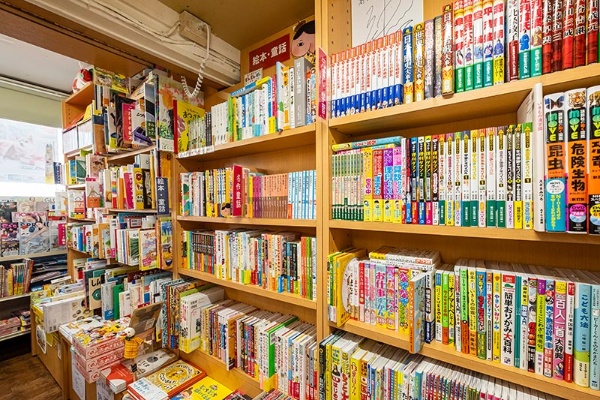 児童書が充実しているのも高久書店の特徴 児童書が充実しているのも高久書店の特徴