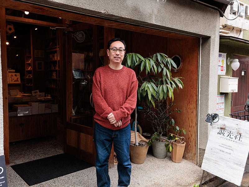 京都・誠光社　実験の10年「時流にあらがい、小さな経済圏を作っていく」