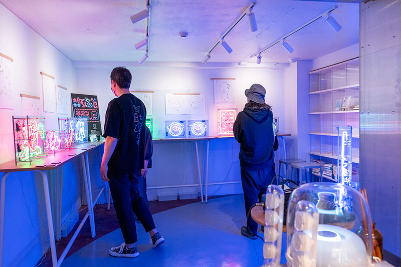 東京・蔵前 透明書店 「スモールビジネスの聖地」を目指す | 日経BOOK