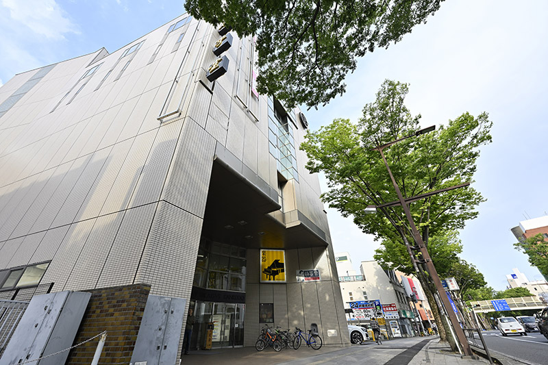 煥乎堂前橋本店は国道50号線沿い、中央通り商店街の近くにある 煥乎堂前橋本店は国道50号線沿い、中央通り商店街の近くにある