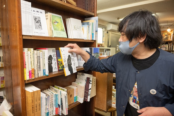 「棚は入れ替えている最中で、まだまだ変わります」 「棚は入れ替えている最中で、まだまだ変わります」