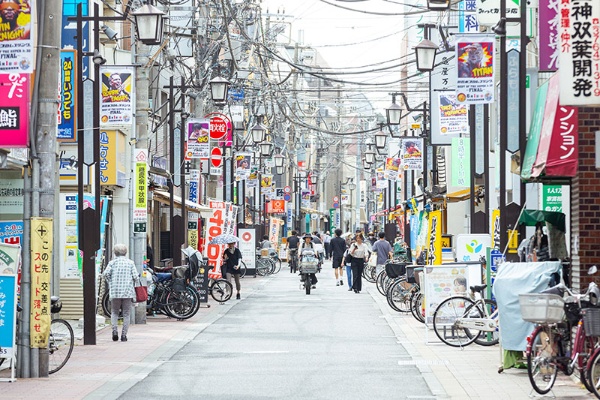 いつもにぎやかな梅屋敷商店街 いつもにぎやかな梅屋敷商店街