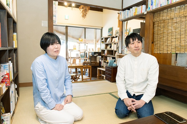 「まず移住ありき」だったと話す中村竹夫さんと中村道子さん 「まず移住ありき」だったと話す中村竹夫さんと中村道子さん