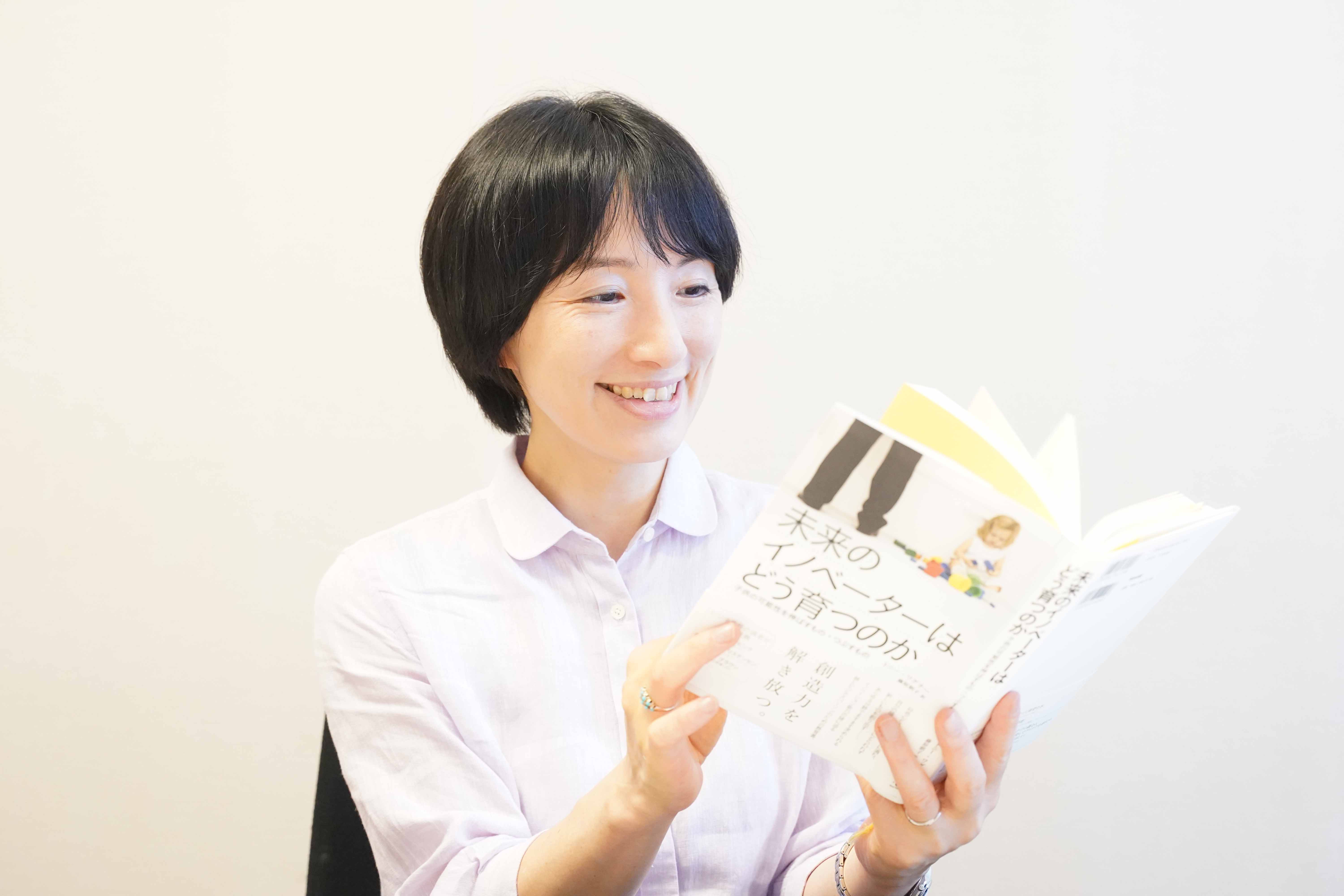 『未来のイノベーターはどう育つのか』は、村上さんが、決まりごとが多い日本の教育に疑問を抱くきっかけにもなったという