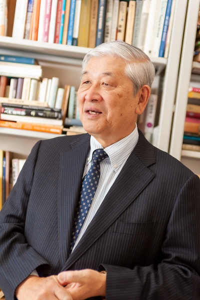 「諦めるのは間違い。適切な政策をとれば、状況は変えることができます」と話す野口氏 「諦めるのは間違い。適切な政策をとれば、状況は変えることができます」と話す野口氏