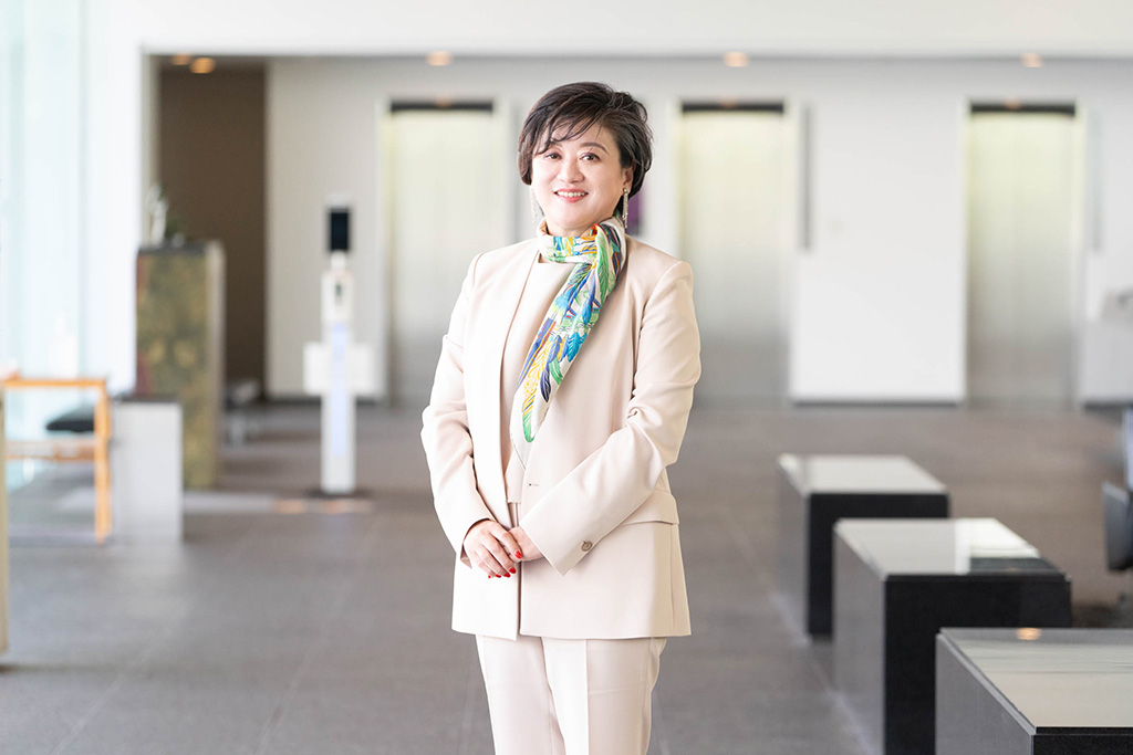 「青臭いかもしれないけれど、幸せは理想を追求したいなぁと思うんです」 「青臭いかもしれないけれど、幸せは理想を追求したいなぁと思うんです」
