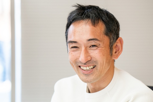 「人生の喜びの半分は読書。本を読んでいる時間は本当に幸せです」 「人生の喜びの半分は読書。本を読んでいる時間は本当に幸せです」