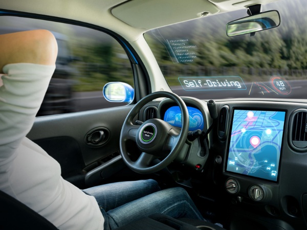 自動運転を実現するために、半導体の専用チップが必要だ(写真:metamorworks/shutterstock.com)