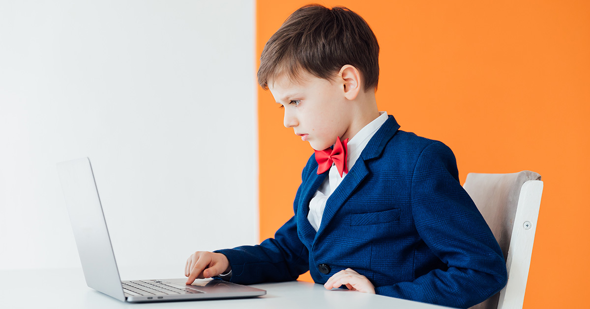 1日に1時間も11歳児並みの脳の処理能力で作業をしている可能性も(写真:dmitriisimakov/stock.adobe.com)