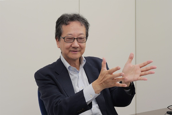 ブランドは拡大する段階で初期のイノベーションのありかを忘れてしまうことがある。田中氏はこれを「起源の忘却」と呼ぶ