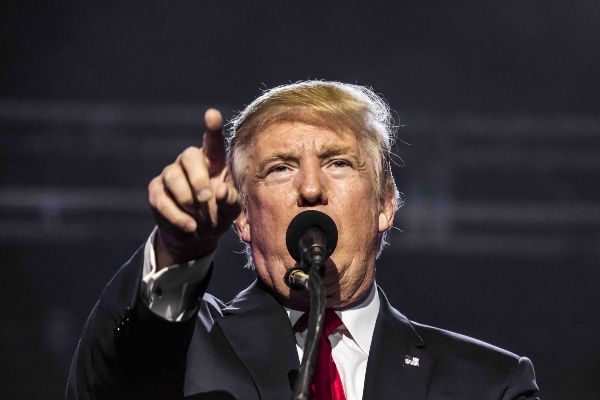 ドナルド・トランプ前米大統領。噓をつくことは社会規範に反するが、罰せられないことが多い。一方で、「権力がある人」という印象が増幅される(写真/Shutterstock)