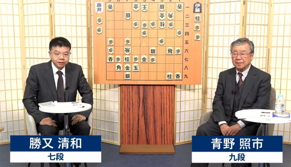 相次いで一般向けの書籍を刊行した勝又七段(左)と青野九段(右)(写真:日経BOOKプラス) 相次いで一般向けの書籍を刊行した勝又七段(左)と青野九段(右)(写真:日経BOOKプラス)