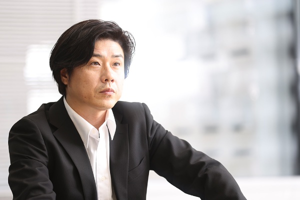 受賞者の中上竜志さんは45歳。プロレスの「闘魂三銃士」を見て育った世代だ 受賞者の中上竜志さんは45歳。プロレスの「闘魂三銃士」を見て育った世代だ