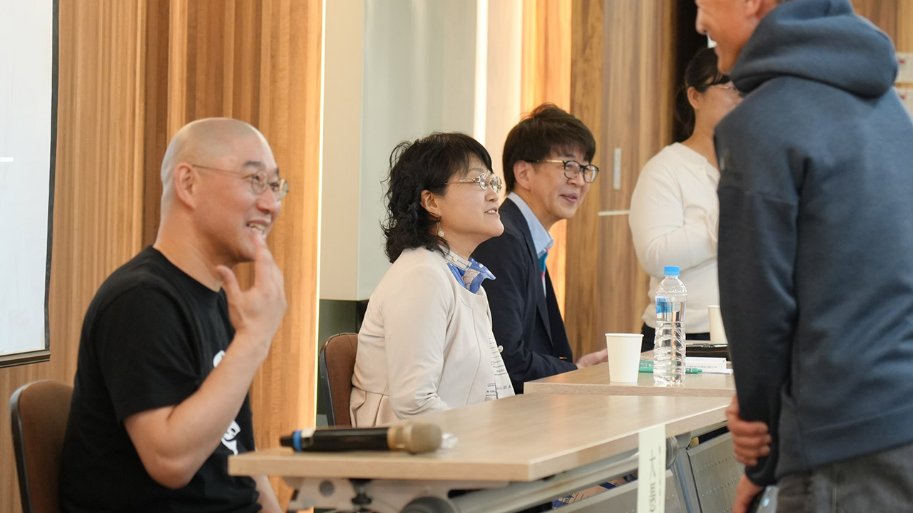 台北市進出口商業同業公会には、大愚和尚のYouTubeの視聴者も多く集まった