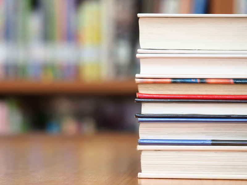 夏休みの最後に、中高生に読んでほしい「名門校の推薦図書」