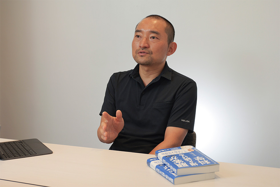 西井氏は「売った後」のマーケティングにおいて、「UGCファースト」という概念を提唱する